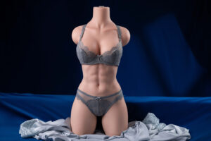 t64.5cm/2.12ft real skin texture high qualitysilicone sex doll torso lynda